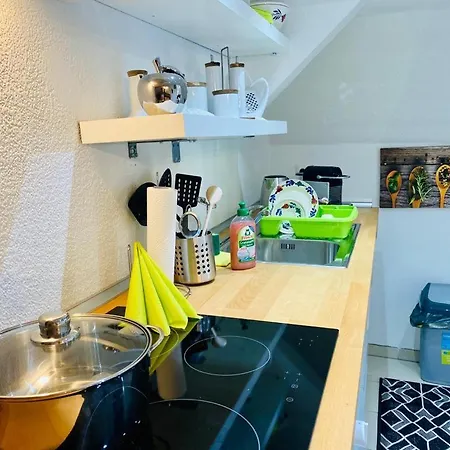 Gaestehaus Ehringhausen 63 Apartamento *
