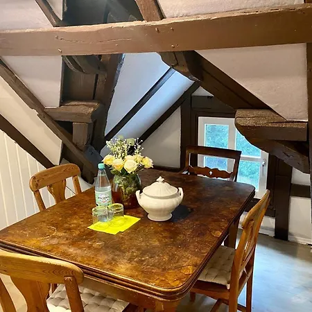 Apartment Gaestehaus Ehringhausen 63