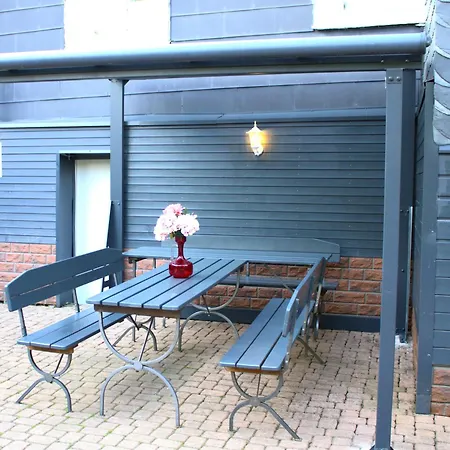 Gaestehaus Ehringhausen 63 *