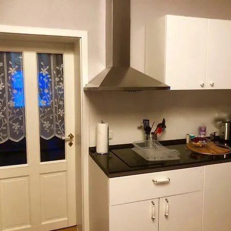 Gaestehaus Ehringhausen 63 Apartamento